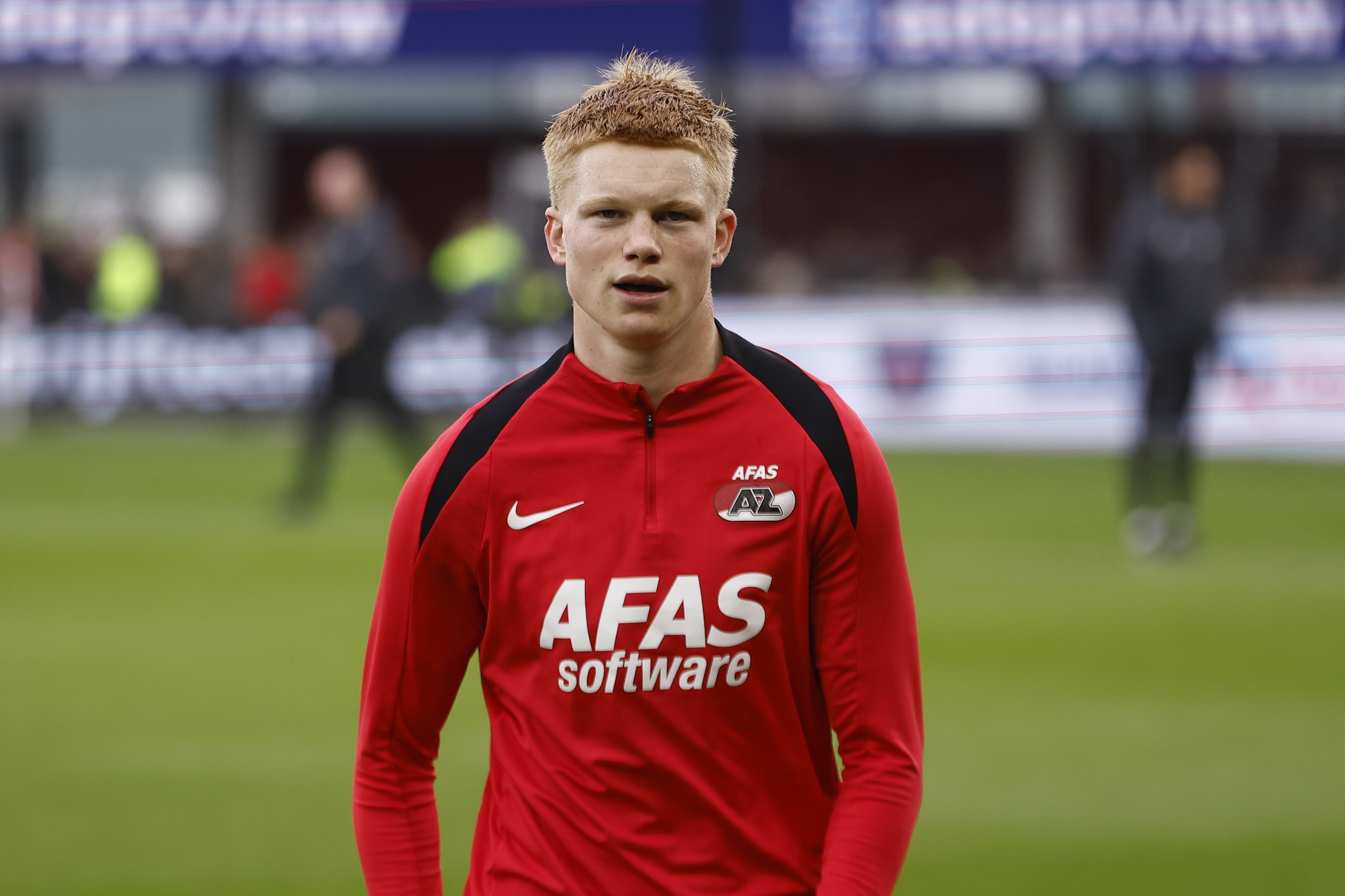 kaiyun开云官网-斯米特：如果巴萨提出要进行转会谈判，我肯定有时间